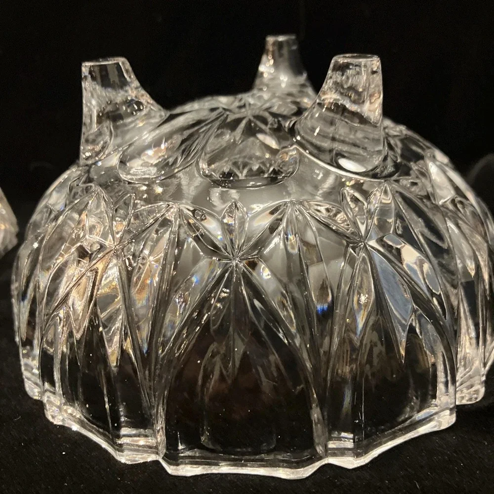 Vintage Footed Crystal Clear Cut Glass Candy Dish Bowl W/ Finial Lid 8
